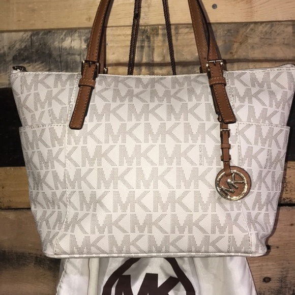 Michael Kors MK Jet Set Tote w/ Dust Bag Vanilla - Picture 2 of 6